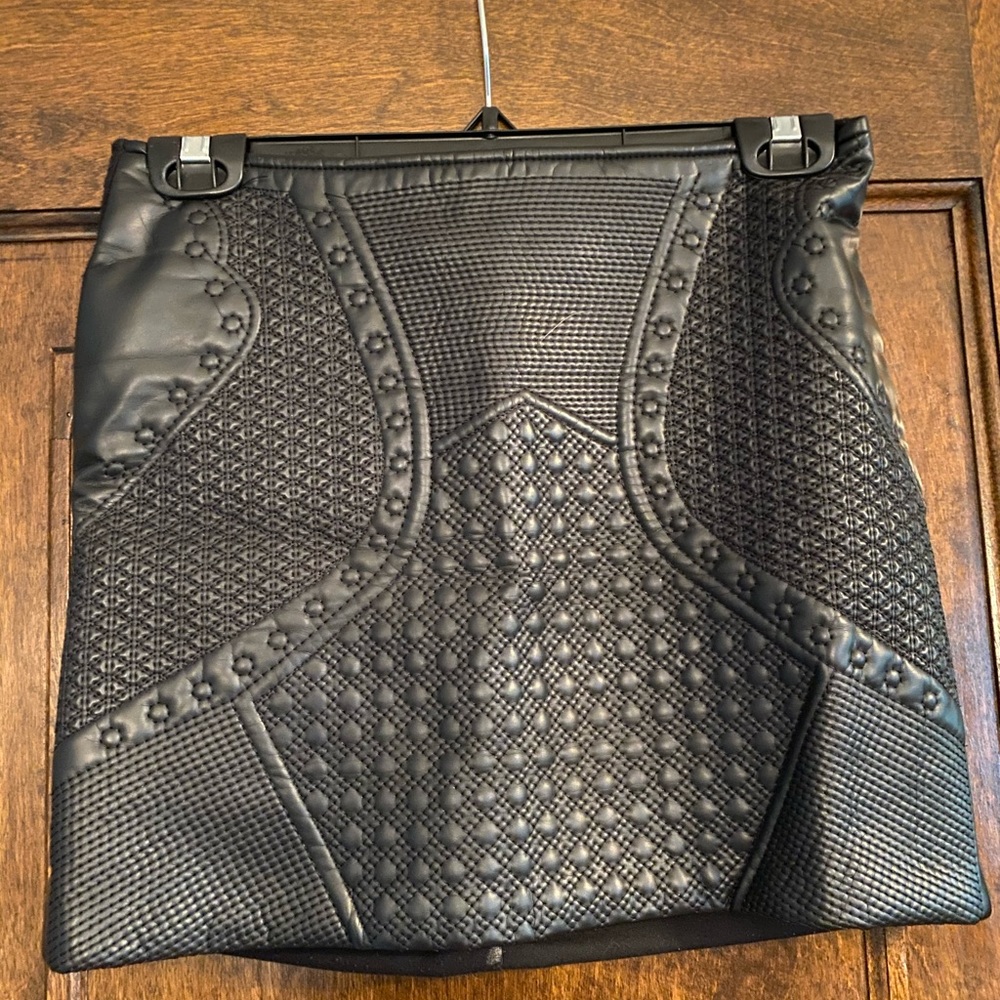 leather skirt